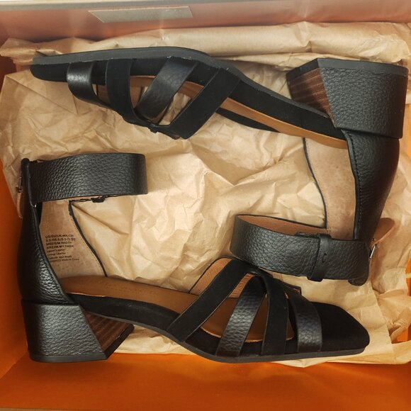 Gentle Souls Black Leather "Break My Park" Sandals. NIB. Size 5.5 - Picture 9 of 10